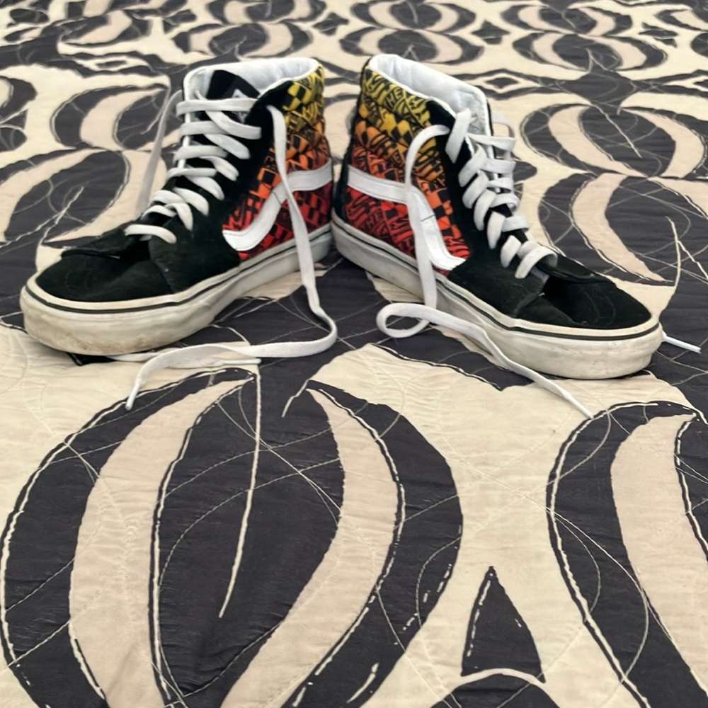 Vans Sk8 Hi tops size 5.5 boys